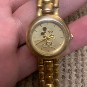 Disney Store Vintage Ladies Mickey Mouse Gold Plated Watch A-/B+